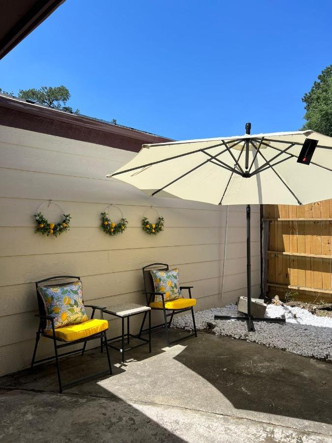 Centrally Located Houston Retreat! Sleeps 8, 10 Min To Downtown, Free Parking Экстерьер фото